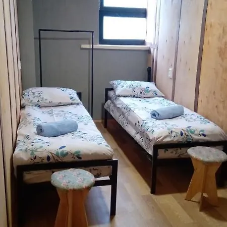 Hostel Ihotel подільський