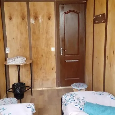 Ihotel подільський Hostel *